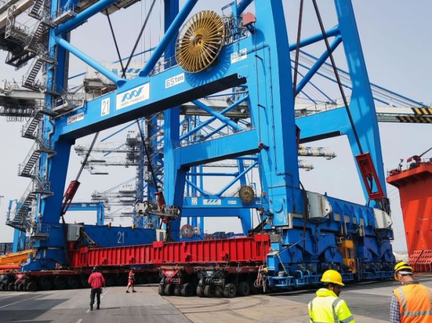 Relocation of No. 2 x 1,650 ton STS cranes from Malta to France by means of SPMTs and dedicated ship. 